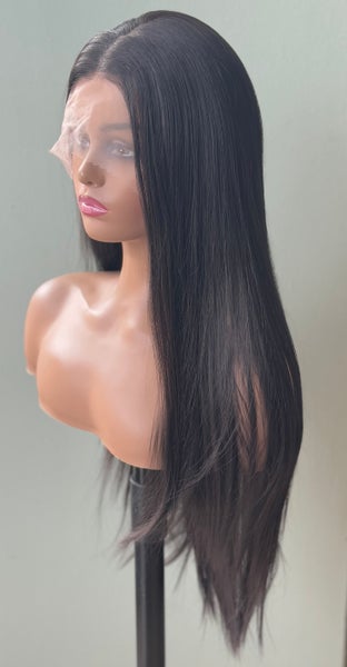 Premium peruukki, Tummanruskea vapaa jakaus