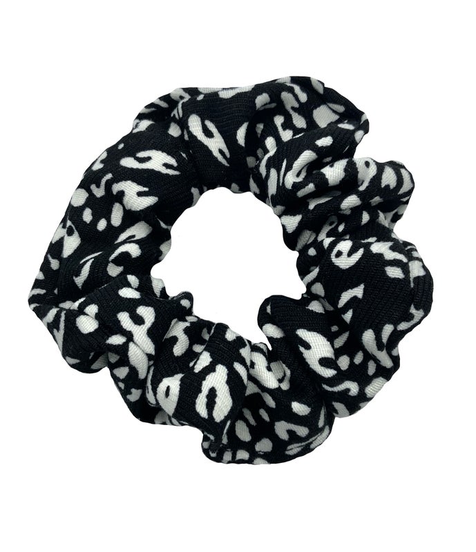 Scrunchie, musta valkoisilla t&auml;plill&auml;
